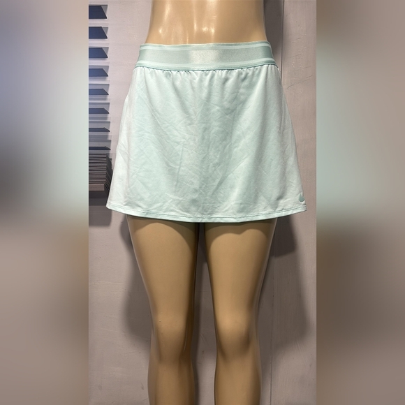 Nike Dri-FIT Light Blue Skirt - Picture 3 of 8